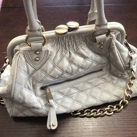 Marc Jacobs Handbags - Marc Jacobs quilted blue snap purse